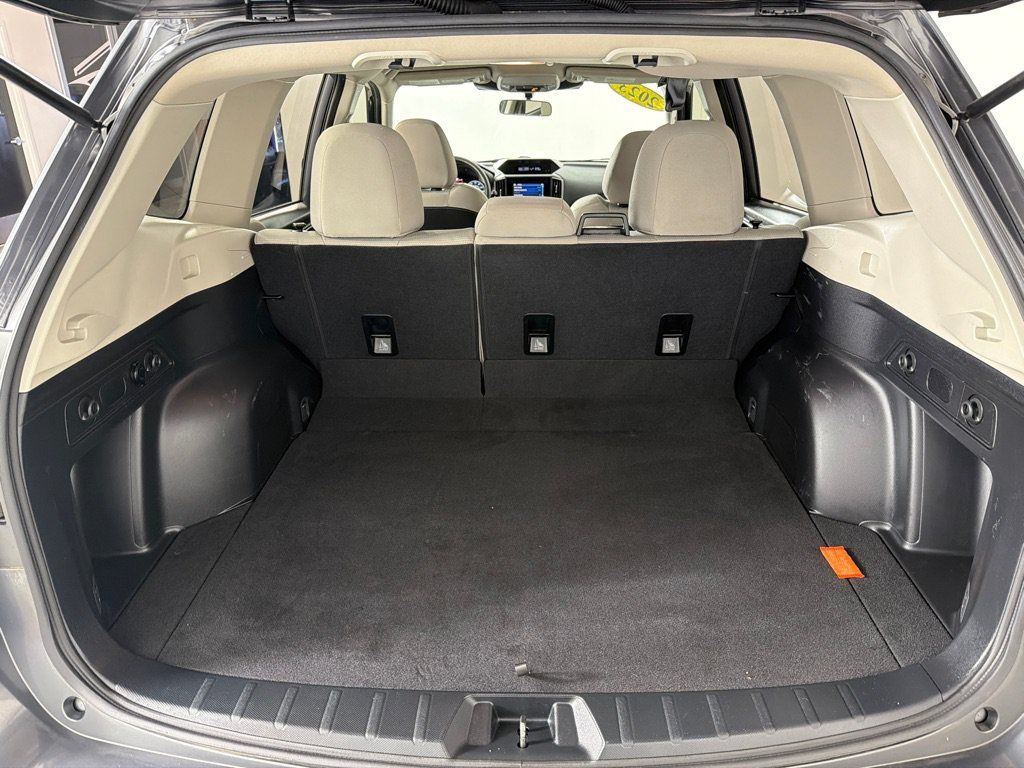 Used 2023 Subaru Forester AWD/4WD image 21