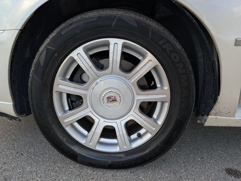 Used 2008 Cadillac DTS Luxury I w/ Sun And Sound Package image 31