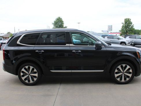 Used 2020 Kia Telluride S FWD image 6