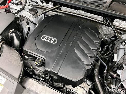 Certified 2025 Audi Q5 2.0T Premium Plus w/ Premium Plus Package image 30