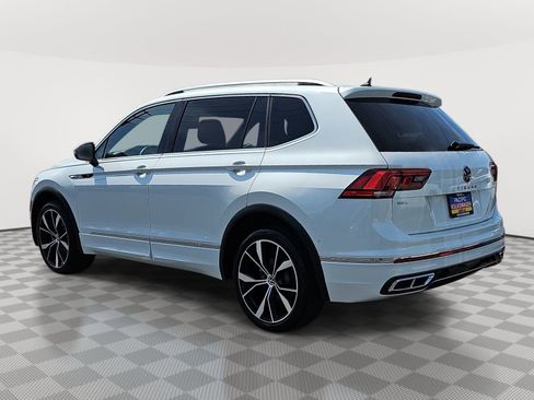 Used 2023 Volkswagen Tiguan SEL R-Line AWD/4WD image 7