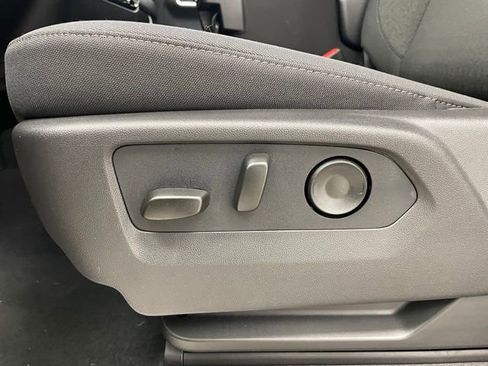 New 2026 Chevrolet Silverado 1500 LT AWD/4WD image 9