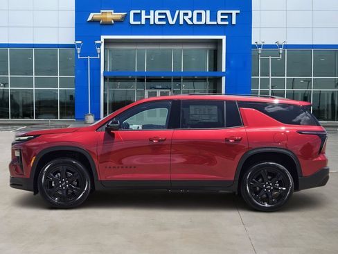 New 2027 Chevrolet Traverse LT w/ Midnight/Sport Edition FWD image 3