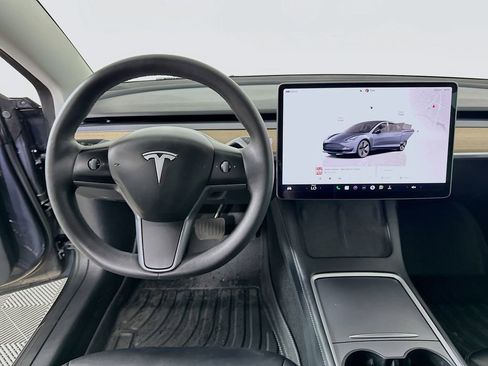 Used 2023 Tesla Model 3 Standard Range RWD image 18