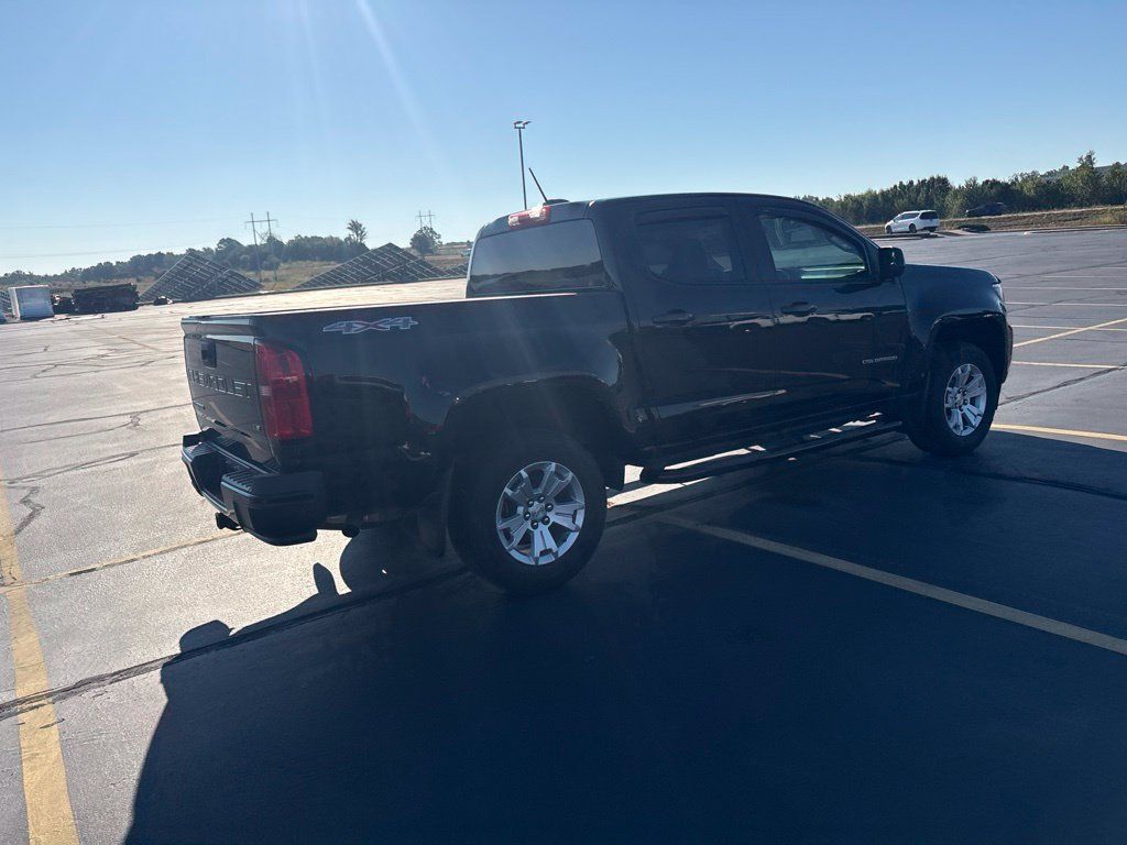 Used 2022 Chevrolet Colorado LT AWD/4WD image 12