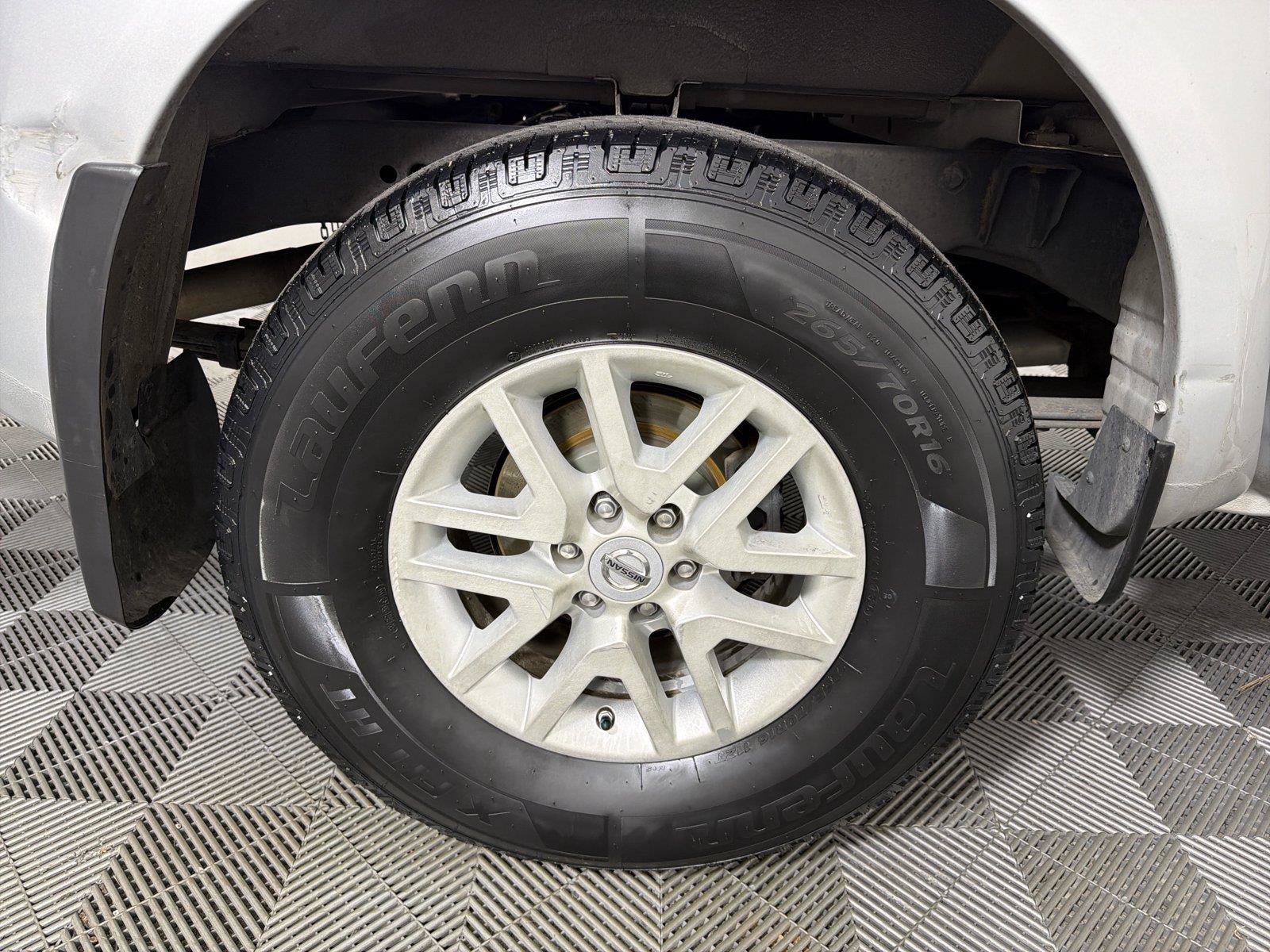 Used 2019 Nissan Frontier SV AWD/4WD image 15