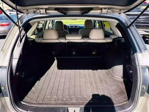 Used 2016 Subaru Outback 2.5i Limited image 32