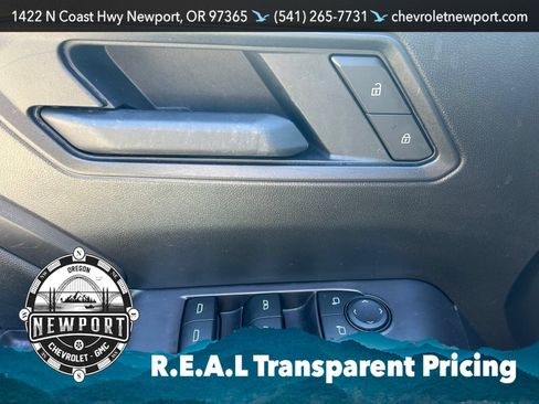 Used 2025 Chevrolet Colorado Trail Boss AWD/4WD image 15