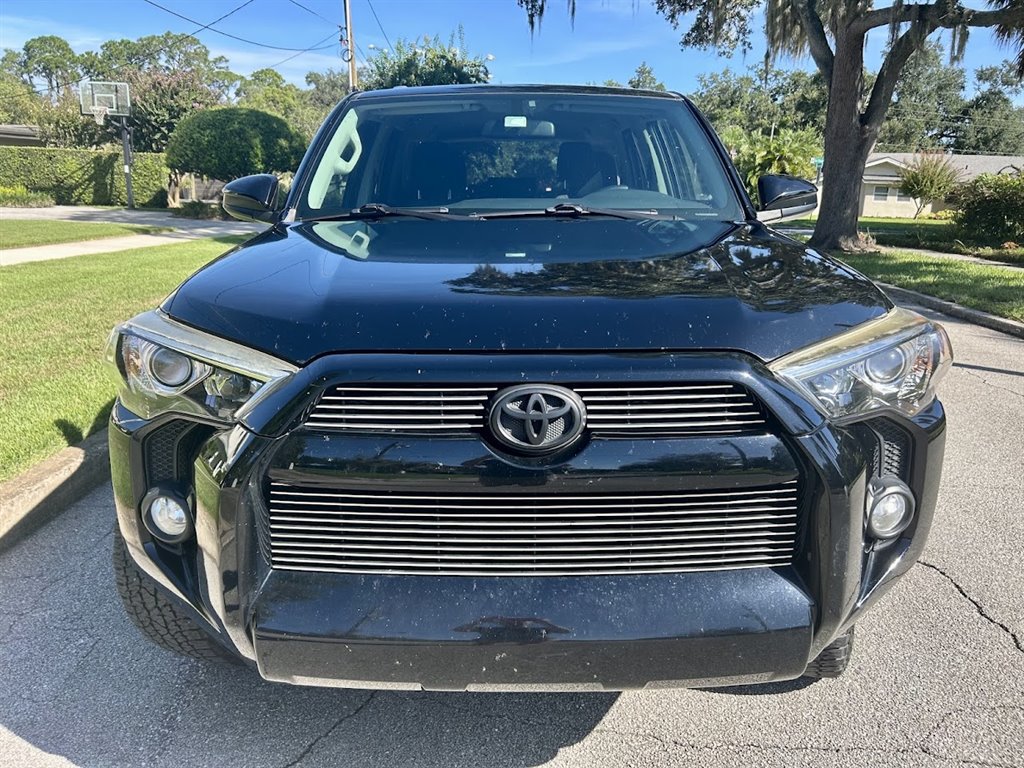 Used 2017 Toyota 4Runner SR5 RWD image 7