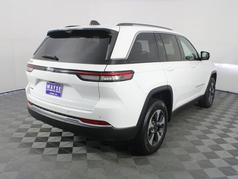 Used 2022 Jeep Grand Cherokee Limited 4xe w/ Luxury Tech Group II image 30