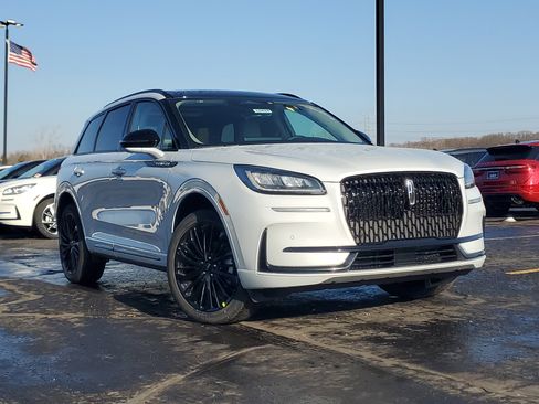 New 2026 Lincoln Corsair Premiere image 1