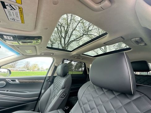 New 2025 Genesis GV80 3.5T Prestige image 45