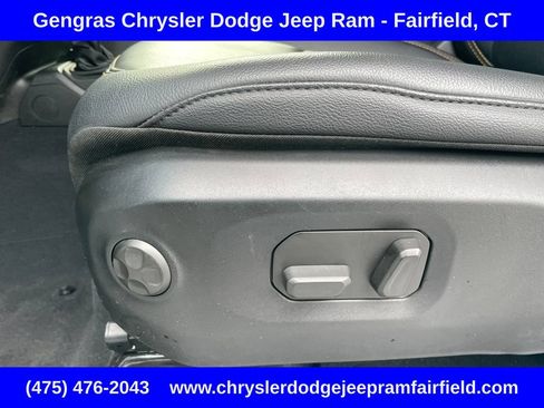 Used 2024 Jeep Wrangler Unlimited Sahara AWD/4WD image 49