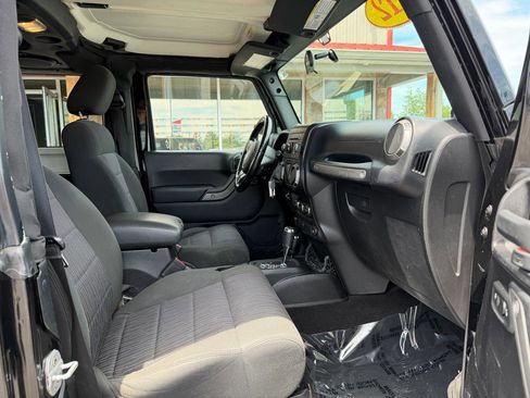 Used 2012 Jeep Wrangler Sport AWD/4WD image 18