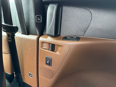 Used 2018 Chrysler Pacifica Limited w/ Tire & Wheel Group image 42