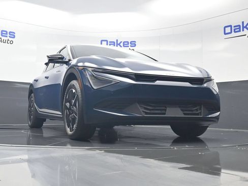 New 2026 Kia EV6 Light RWD image 37