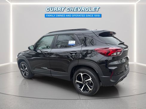 Used 2023 Chevrolet TrailBlazer RS w/ Sun and Liftgate Package image 10