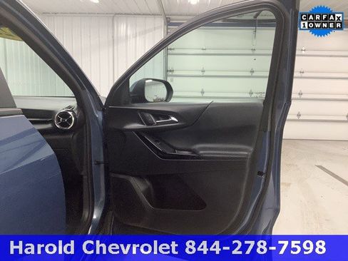 Certified 2025 Chevrolet Equinox LT w/ Convenience Package II image 11