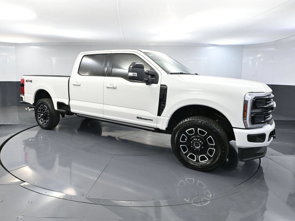 Used 2025 Ford F250 Platinum AWD/4WD image 1