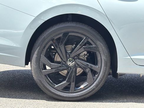 New 2026 Volkswagen Jetta SE FWD image 5
