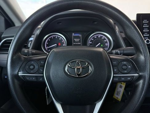 Used 2022 Toyota Camry LE image 11