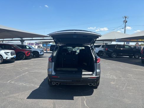 Used 2026 GMC Acadia Elevation w/ Black Edition FWD image 7