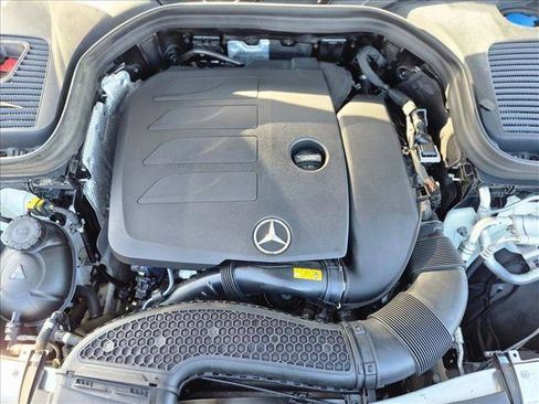 Used 2022 Mercedes-Benz GLC 300 image 22
