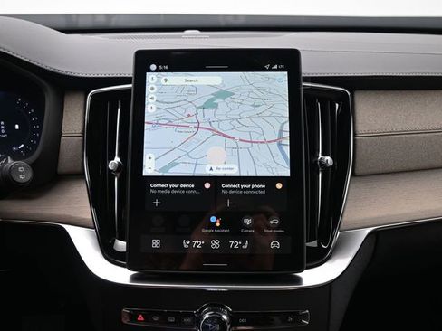 New 2026 Volvo XC90 B6 Plus w/ Protection Package Premier image 14