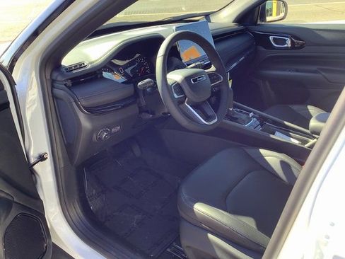 New 2026 Jeep Compass Limited image 7