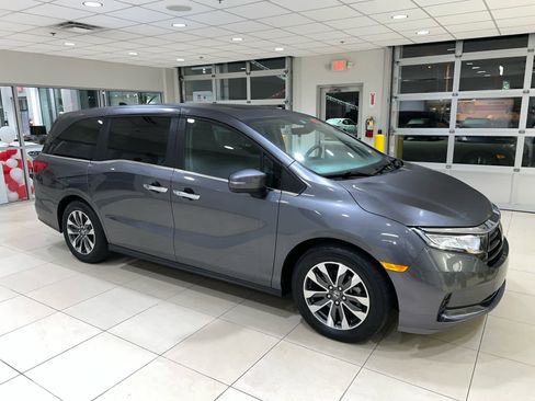 Used 2023 Honda Odyssey EX-L image 1