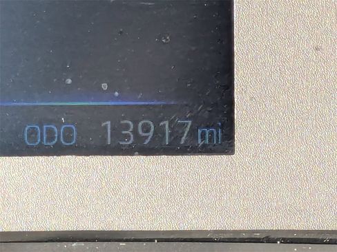 Used 2025 Toyota Corolla LE image 16