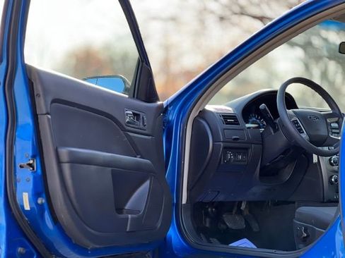 Used 2011 Ford Fusion SE image 9