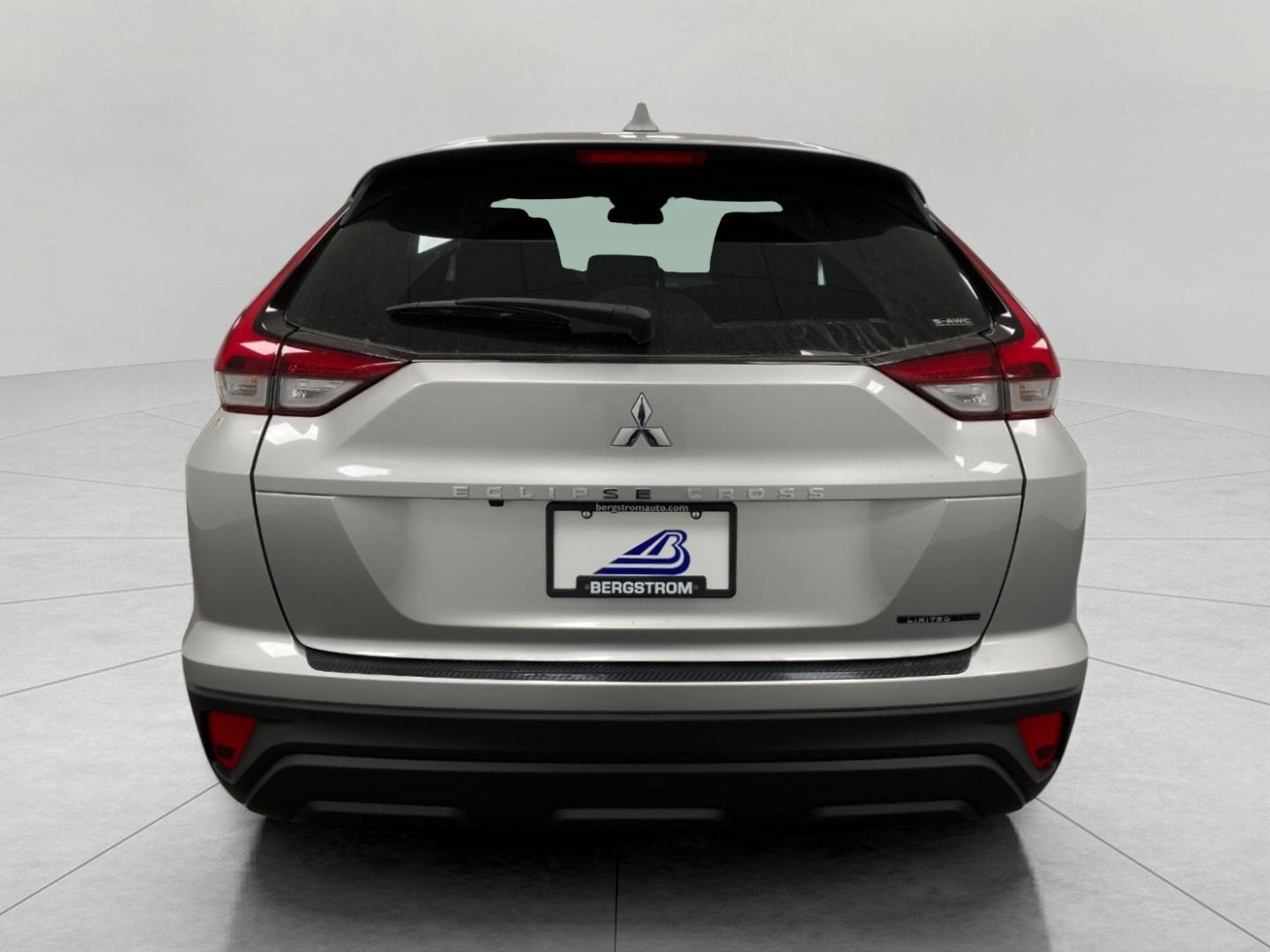 New 2026 Mitsubishi Eclipse Cross LE AWD/4WD image 4