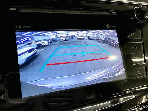 Used 2015 Toyota Prius V Four image 23