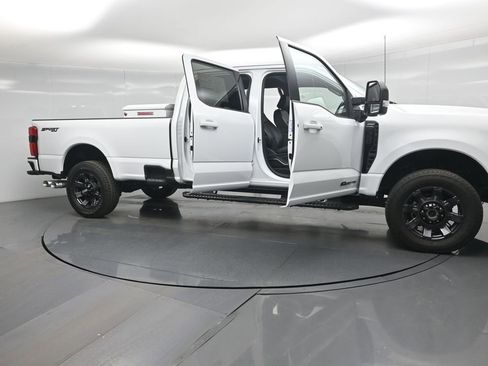 Used 2024 Ford F350 Lariat w/ Lariat Ultimate Package image 37