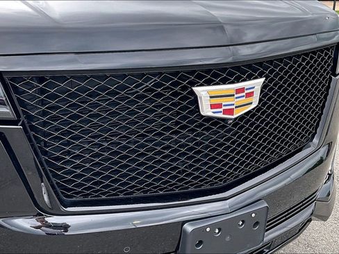 Used 2023 Cadillac Escalade Sport AWD/4WD image 30