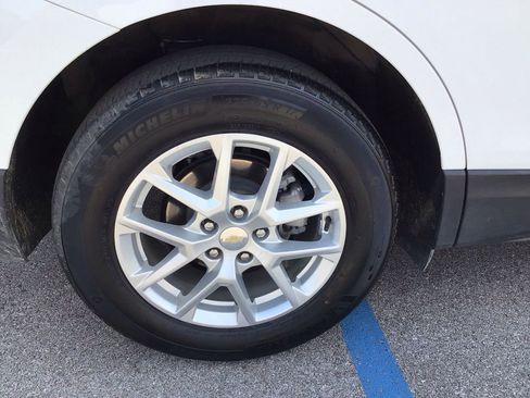 Used 2024 Chevrolet Equinox LS image 9