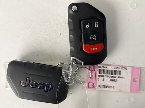 Used 2022 Jeep Wrangler Unlimited Sport AWD/4WD image 19
