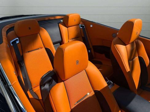 Used 2018 Rolls-Royce Dawn image 48