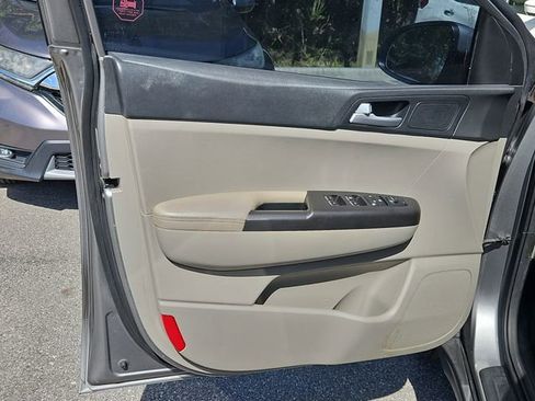 Used 2021 Kia Sportage LX image 15