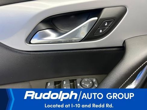 Used 2025 Chevrolet Blazer LT image 11