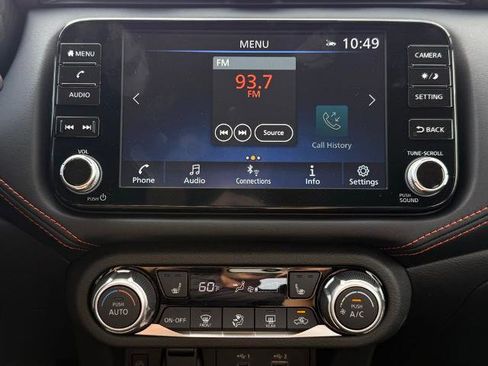 New 2025 Nissan Versa SR w/ Trunk Package image 27