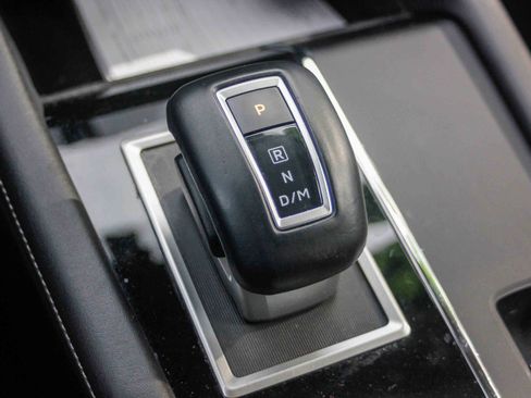 Used 2024 Mitsubishi Outlander SE image 19