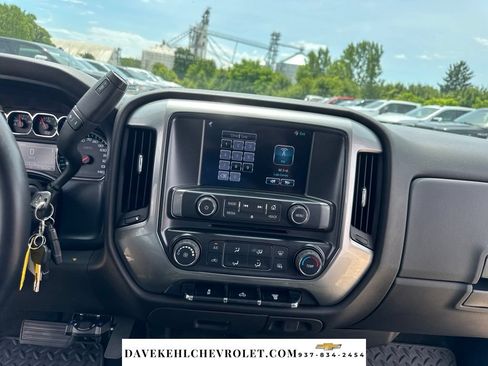 Used 2016 Chevrolet Silverado 2500 LT AWD/4WD image 15