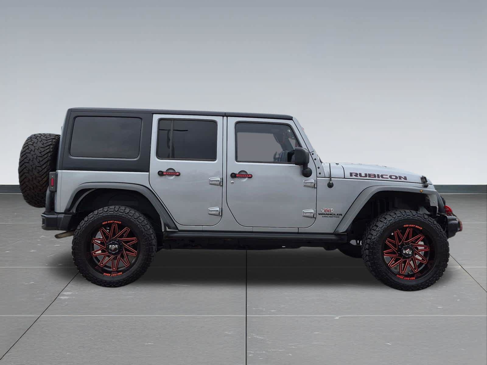 Used 2016 Jeep Wrangler Unlimited Rubicon AWD/4WD image 7