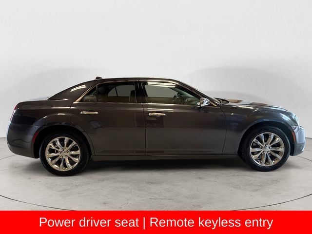 Used 2020 Chrysler 300 Limited AWD/4WD image 7