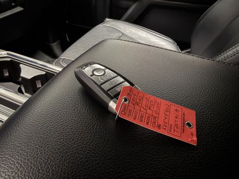 Used 2019 Ford F150 Lariat image 15