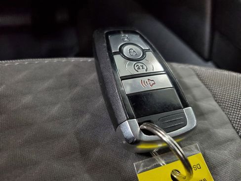 Used 2022 Ford Escape SE w/ Cold Weather Package image 32