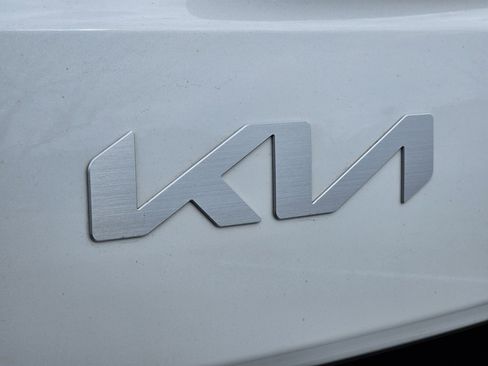 Used 2024 Kia Soul LX w/ Option Group 015 image 14