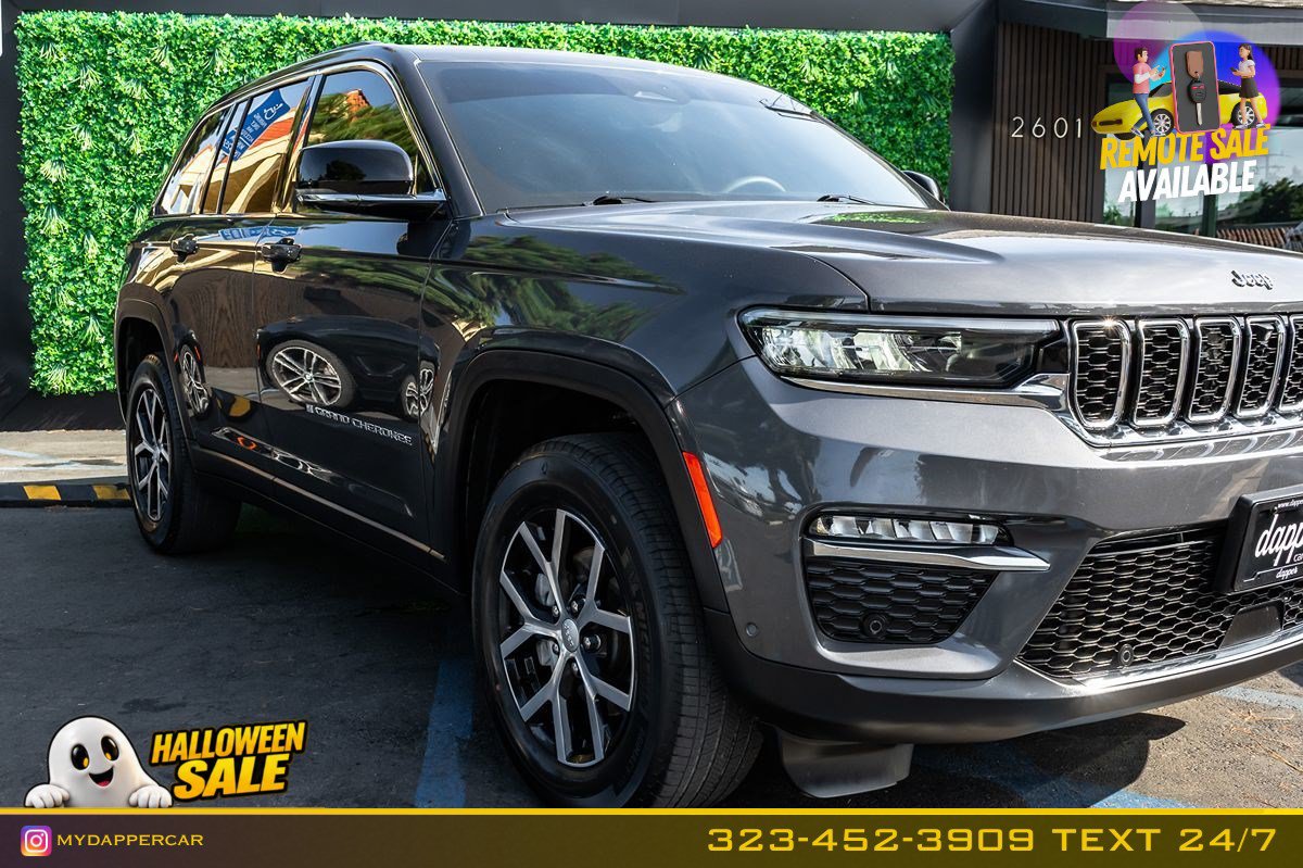 Used 2023 Jeep Grand Cherokee Limited w/ Luxury Tech Group II RWD image 4